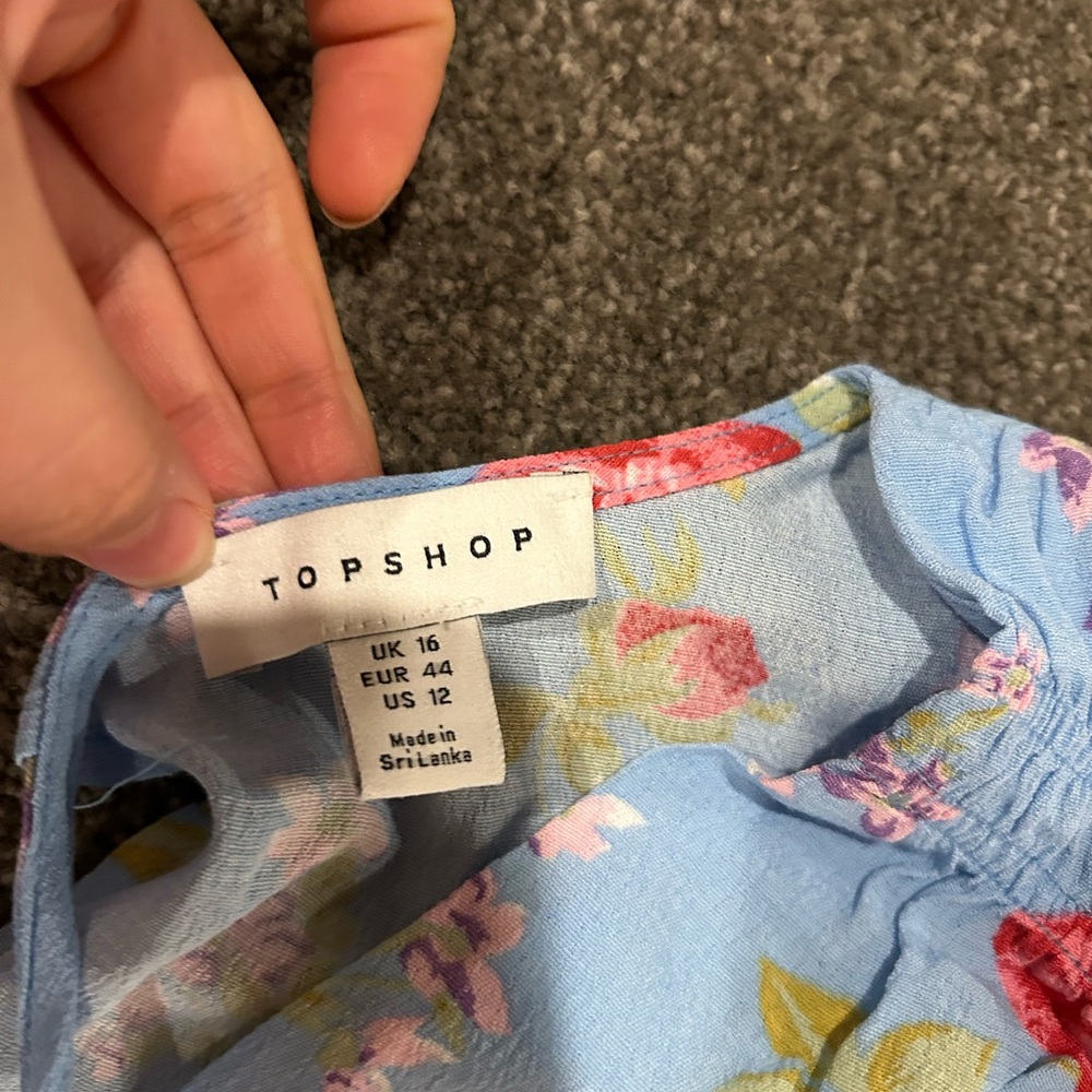 NWOT Topshop midi dress with tie detail in vintage floral print